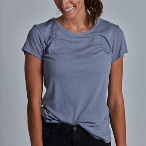 NWT ONNO bamboo short sleeve t shirt in stone size small